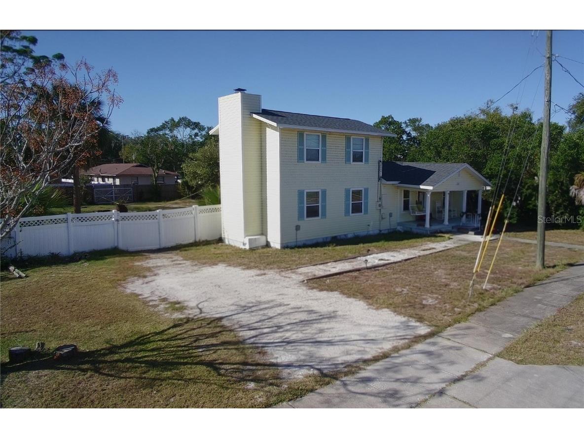 811 N Disston Avenue Tavares FL 32778 G5105079 image2