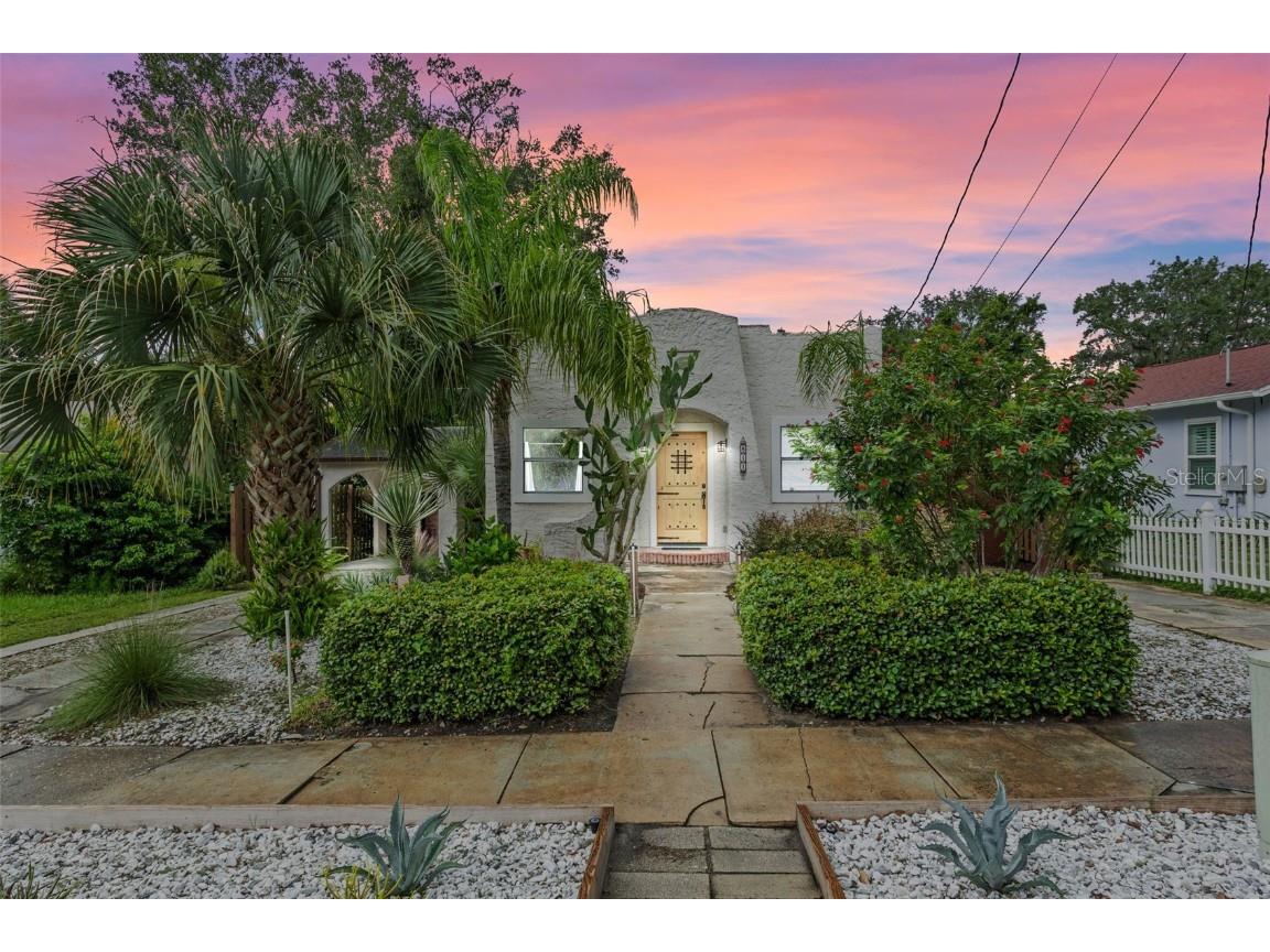 811 N Grandview Street Mount Dora FL 32757 G5101422 image1