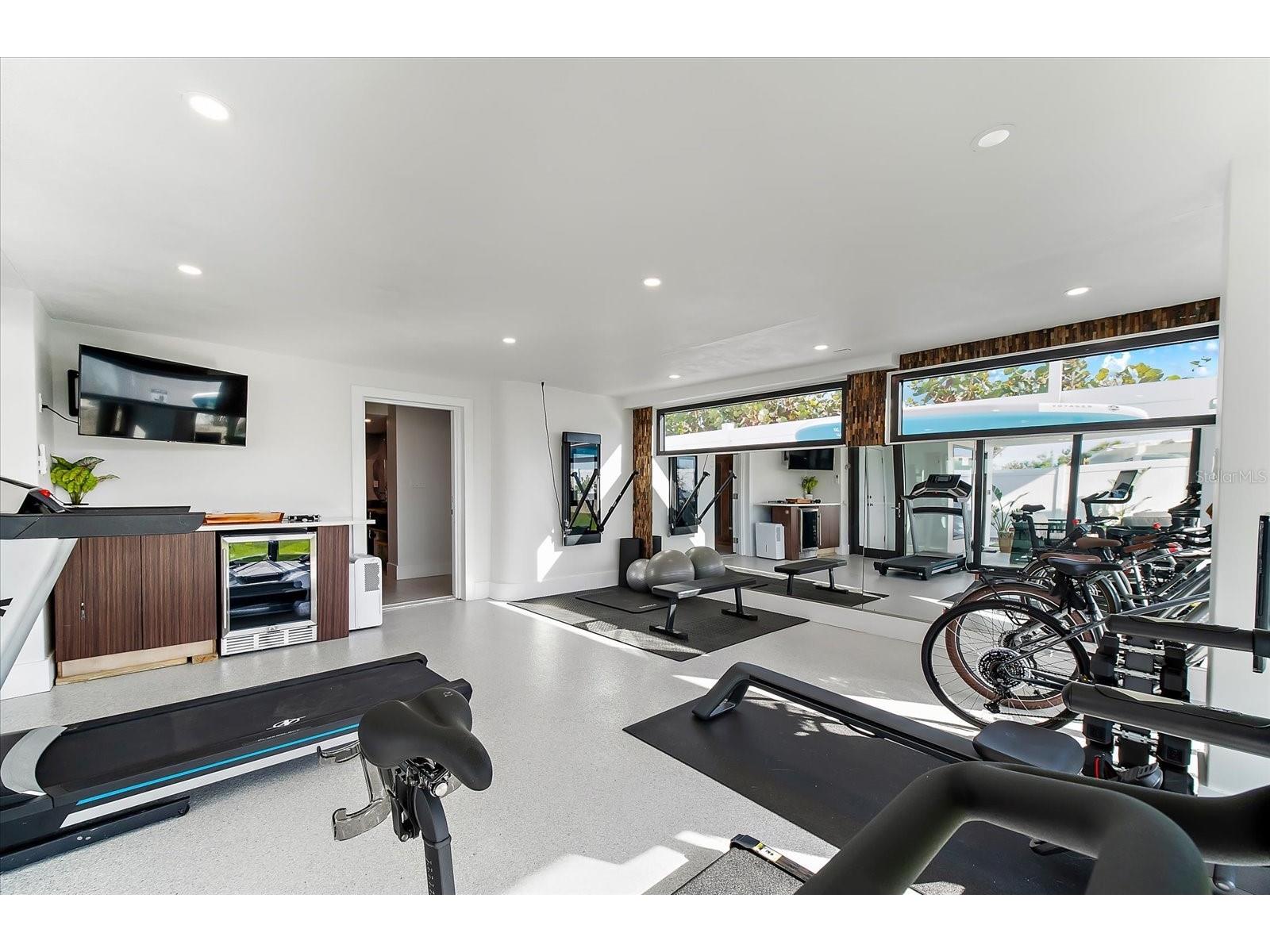 811 N Shore Drive Anna Maria FL 34216 A4684895 image15