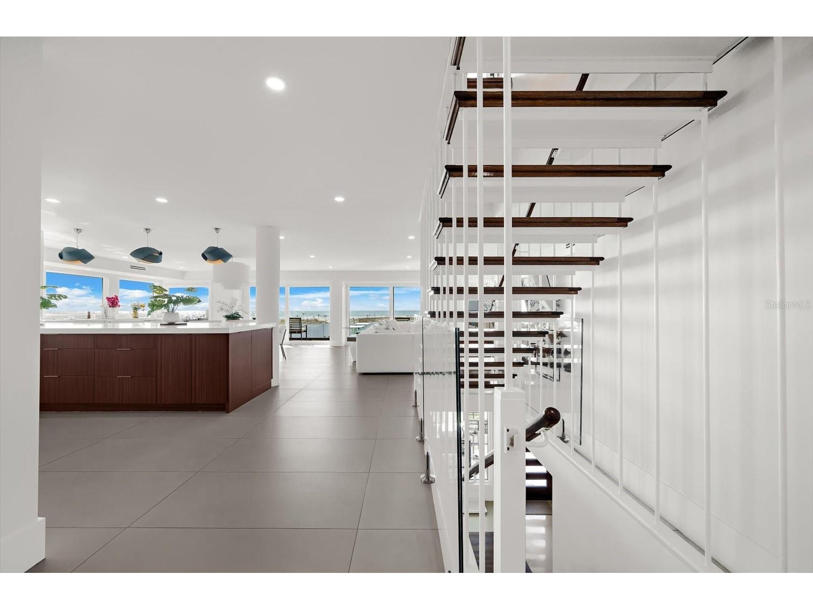811 N Shore Drive Anna Maria FL 34216 A4684895 image18