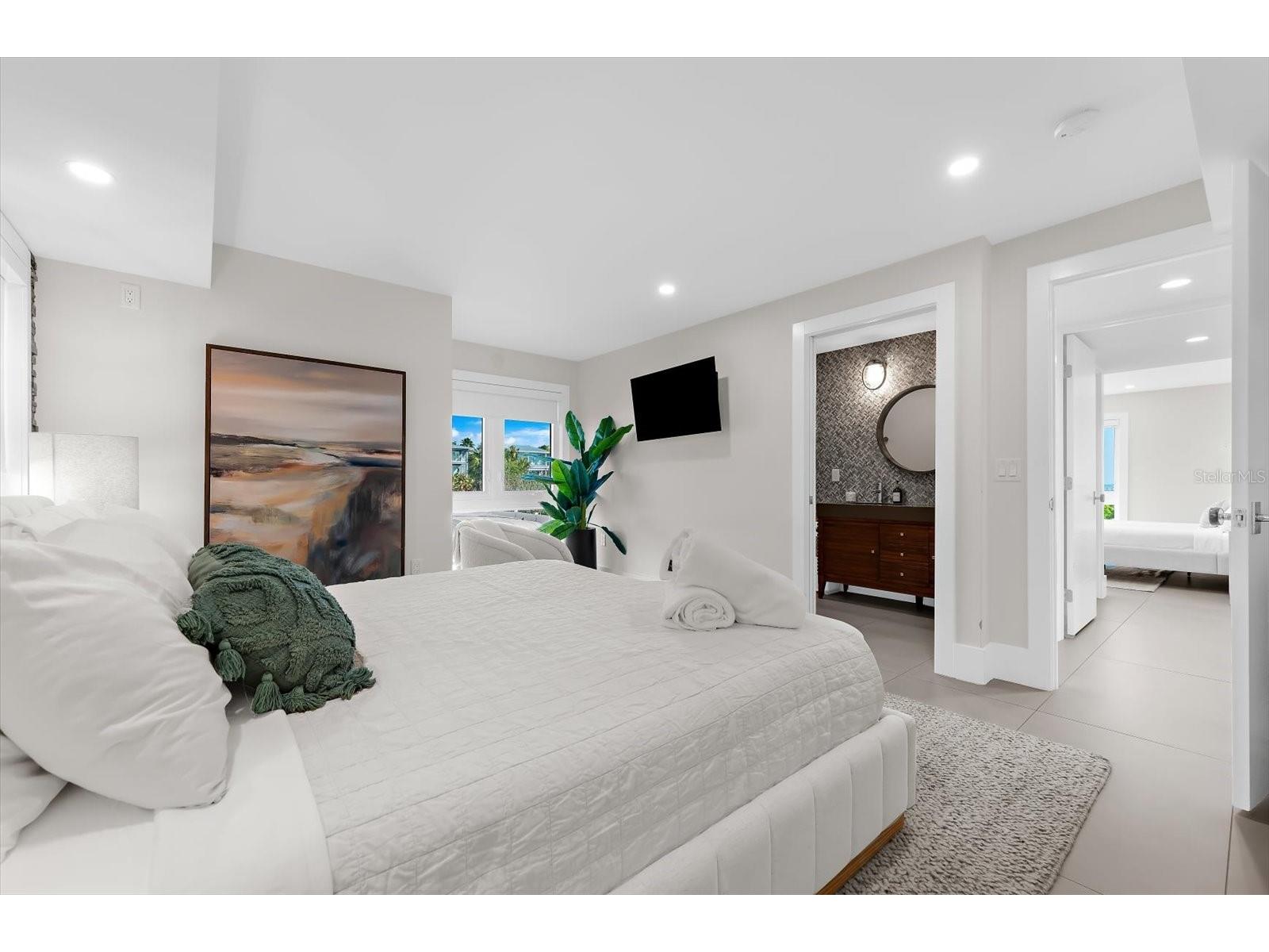 811 N Shore Drive Anna Maria FL 34216 A4684895 image24