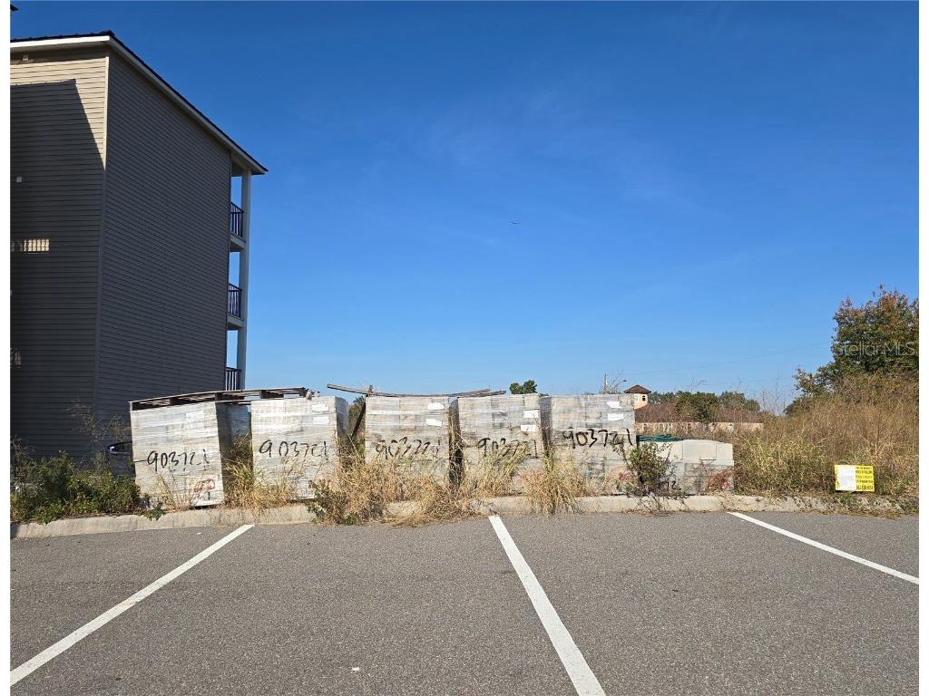 811 Retreat Boulevard #201 Davenport FL 33897 S5138922 image4