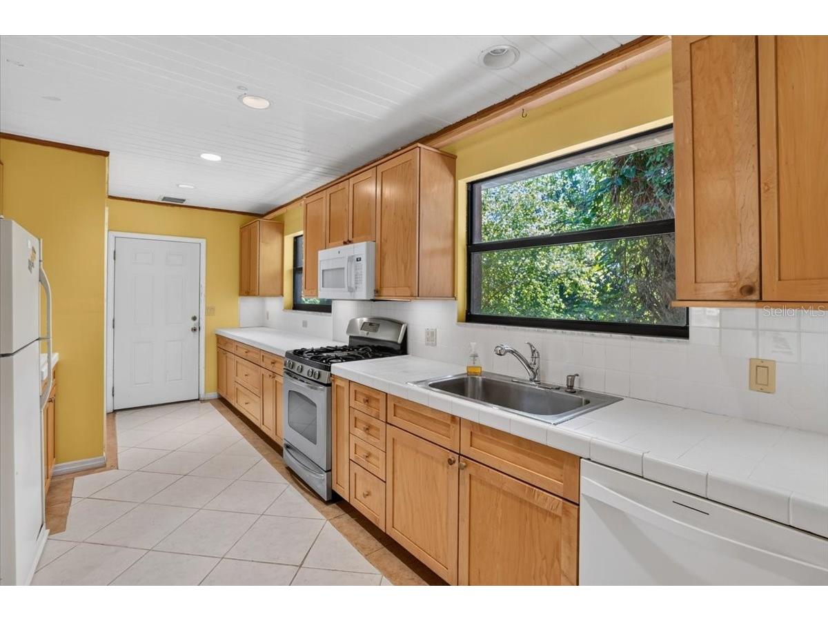 811 Sarabay Road Osprey FL 34229 A4697921 image16