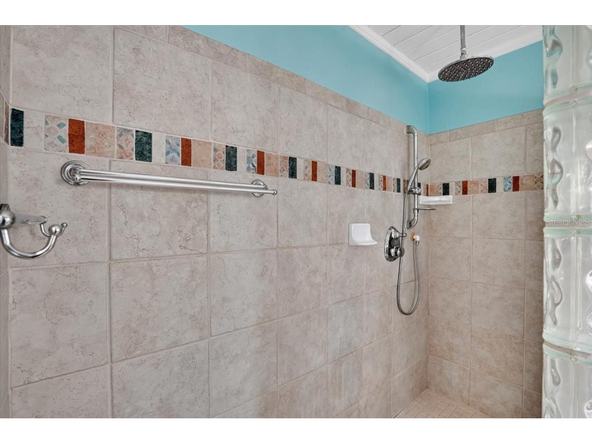 811 Sarabay Road Osprey FL 34229 A4697921 image22