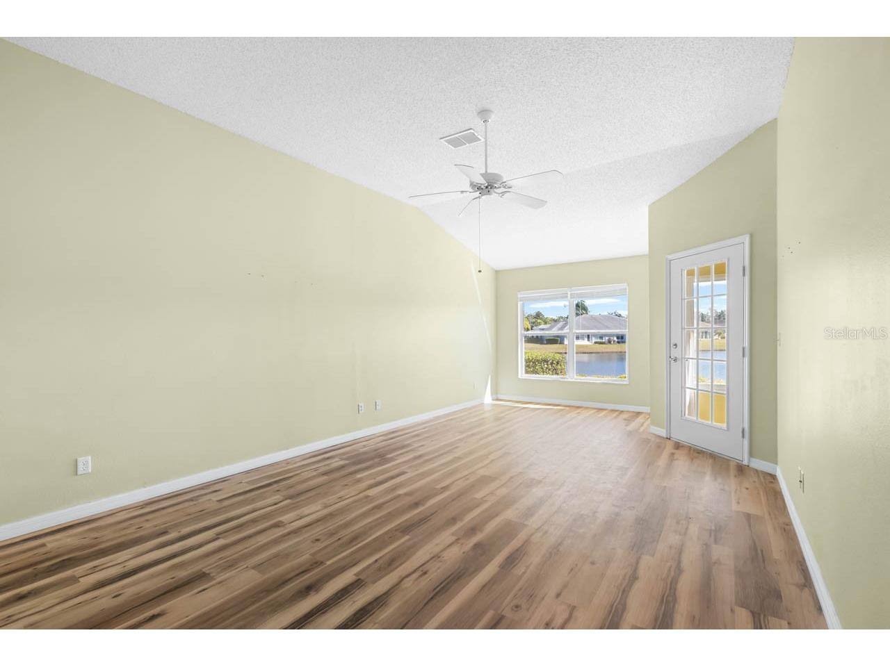 811 Staffordshire Lane Sun City Center FL 33573 TB8467727 image17
