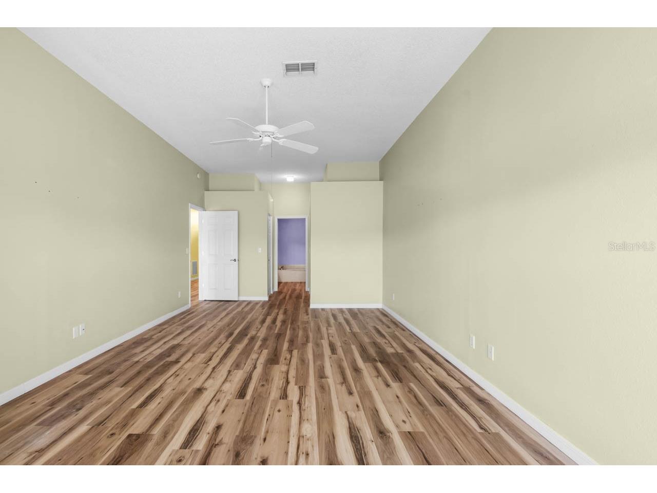 811 Staffordshire Lane Sun City Center FL 33573 TB8467727 image18