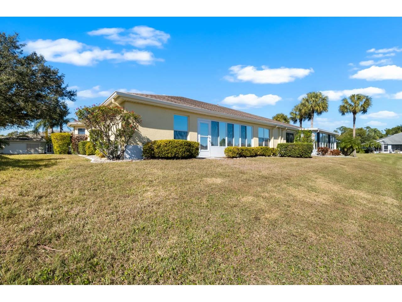 811 Staffordshire Lane Sun City Center FL 33573 TB8467727 image32