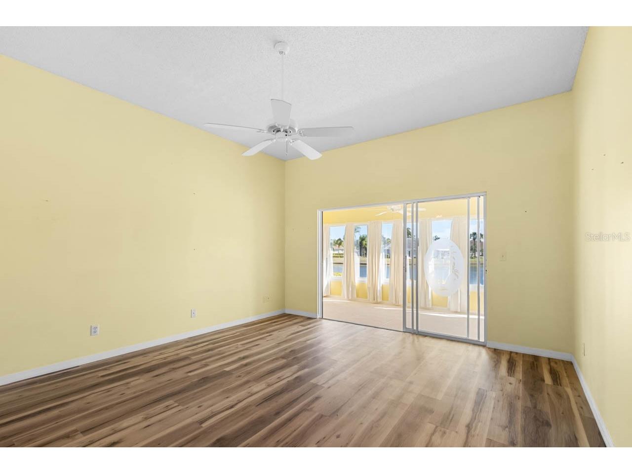 811 Staffordshire Lane Sun City Center FL 33573 TB8467727 image6