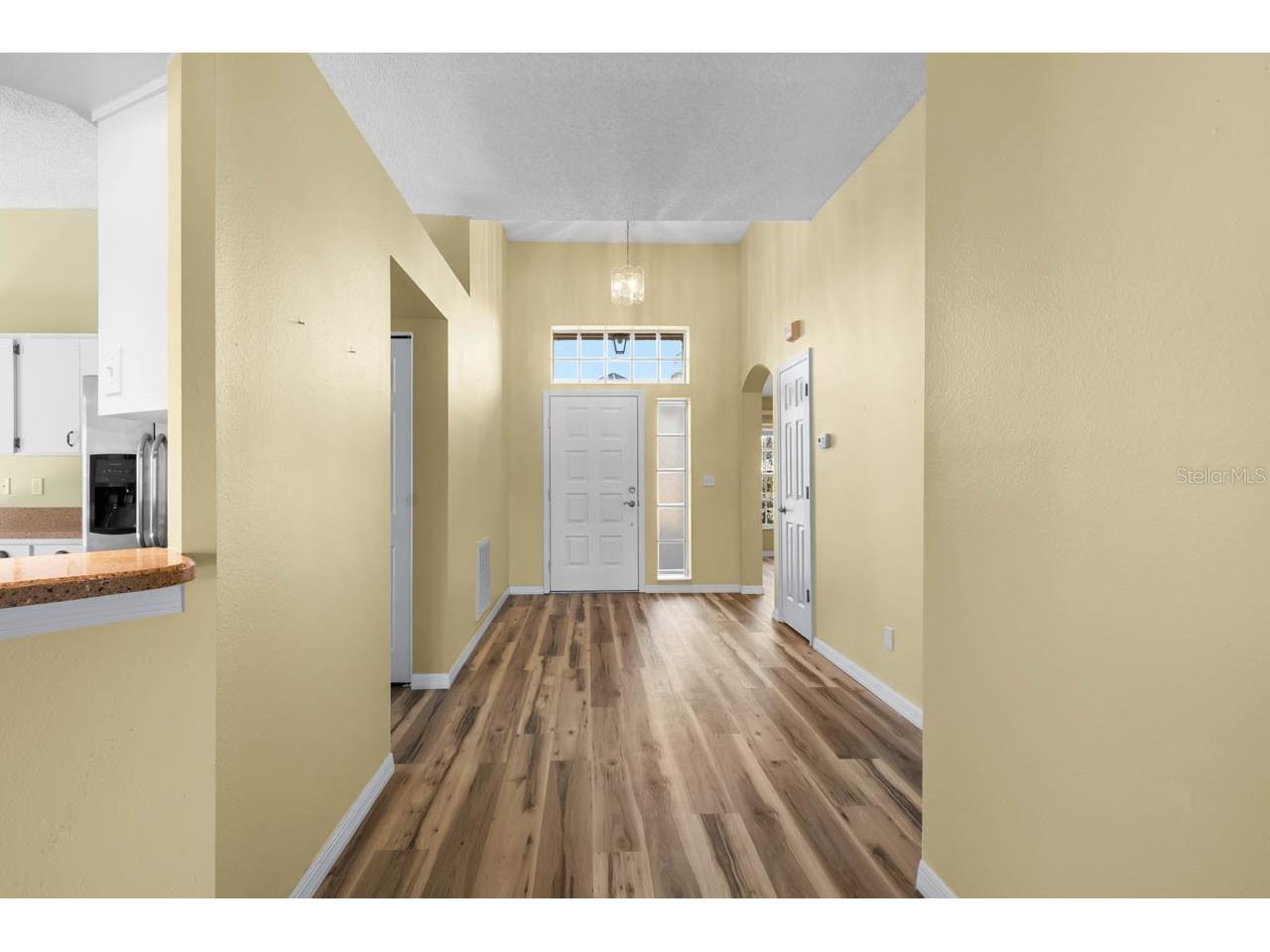 811 Staffordshire Lane Sun City Center FL 33573 TB8467727 image8