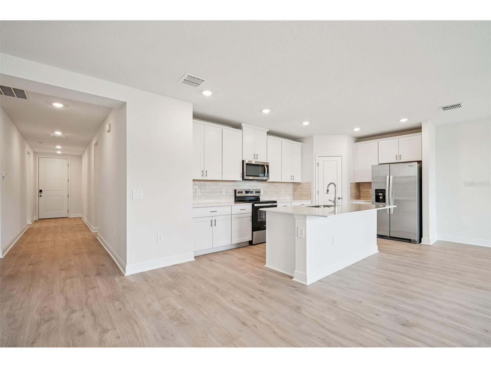 811 Sunshower Drive Lady Lake FL 32159 TB8477107 image10
