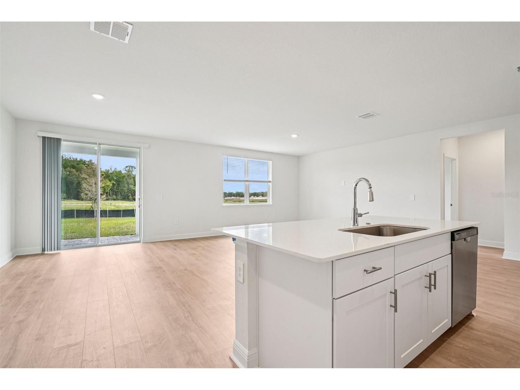 811 Sunshower Drive Lady Lake FL 32159 TB8477107 image14