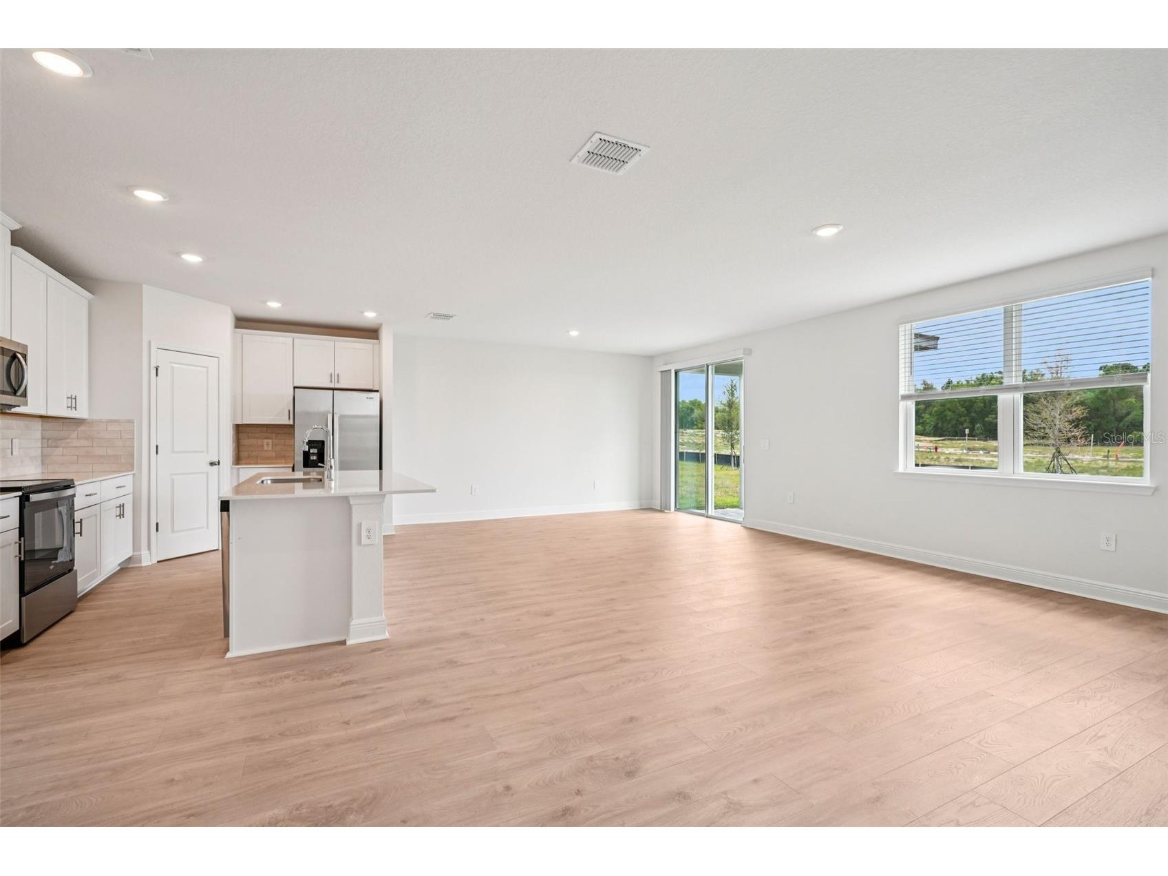 811 Sunshower Drive Lady Lake FL 32159 TB8477107 image6