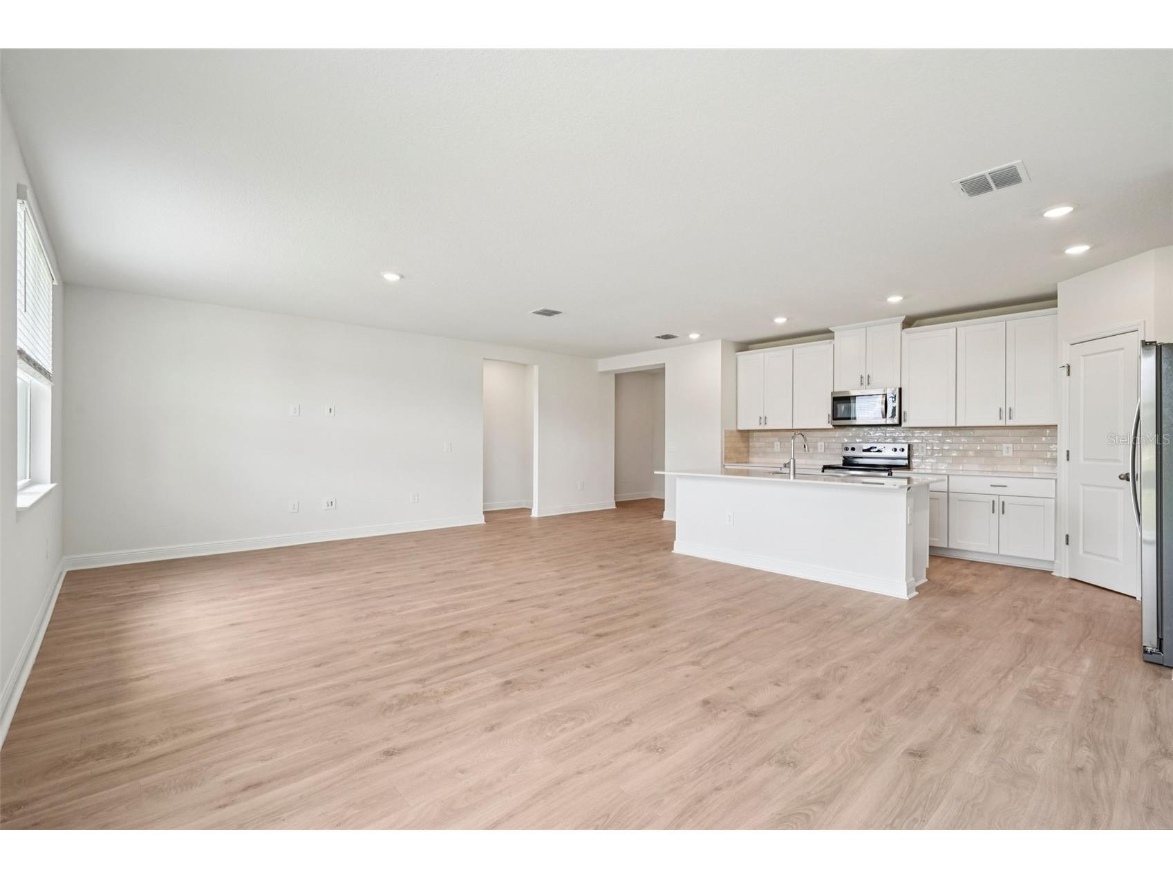 811 Sunshower Drive Lady Lake FL 32159 TB8477107 image7