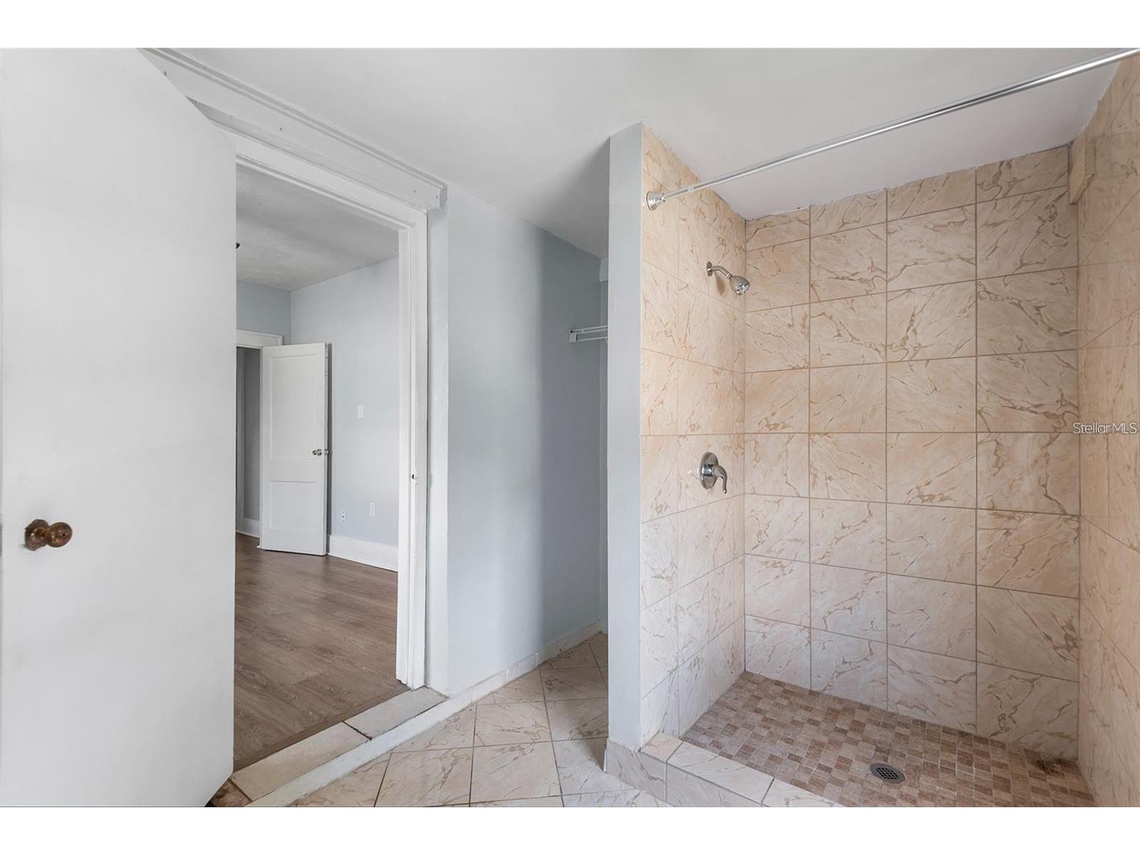 811 W Amelia Avenue Tampa FL 33602 O6392575 image10