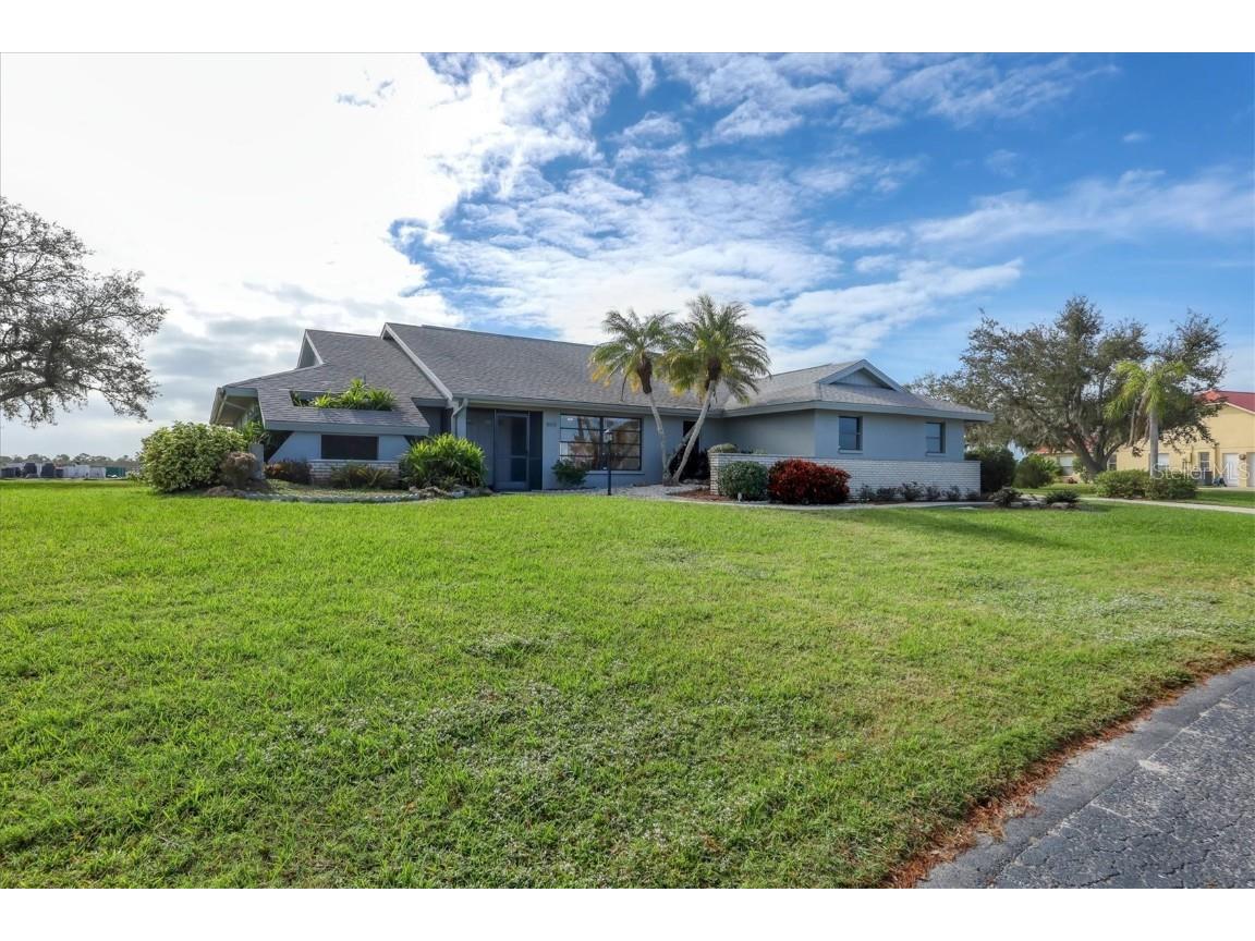 8110 Casa De Meadows Drive Englewood FL 34224 D6133938 image1