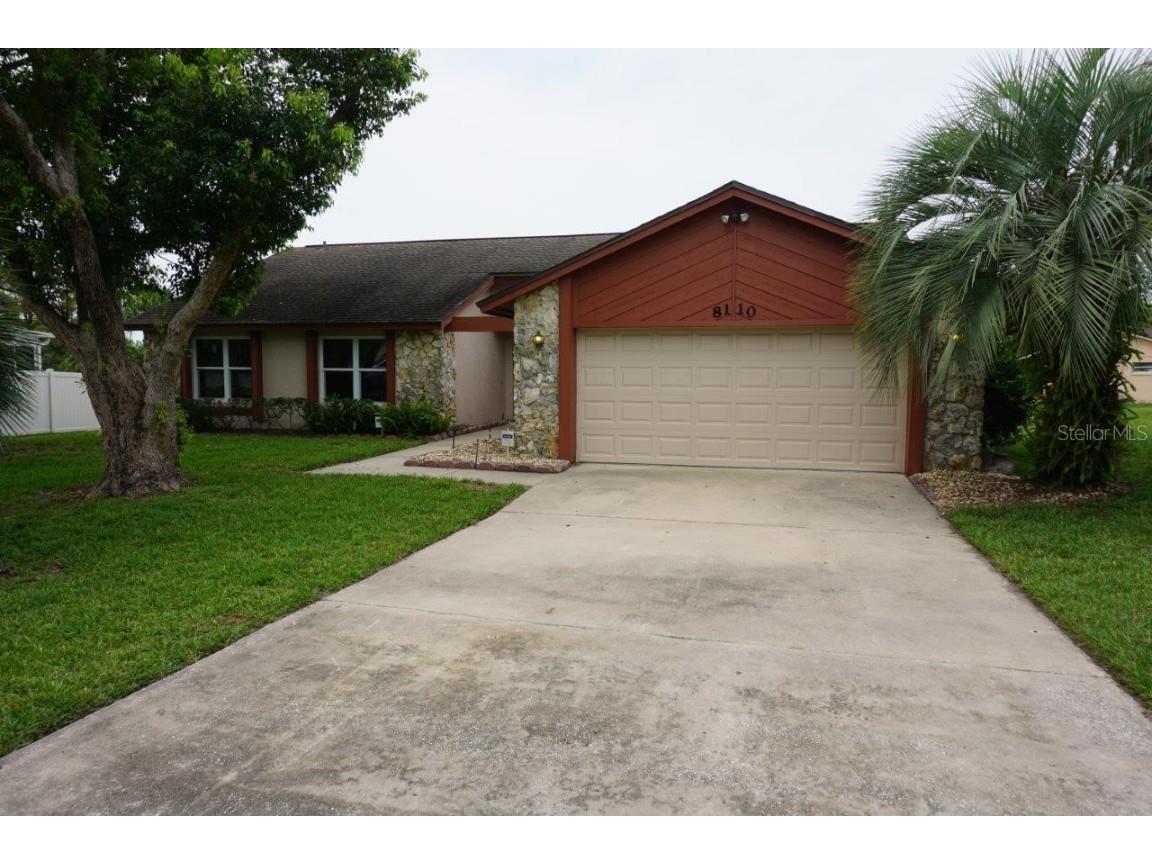 8110 Hook Circle Orlando FL 32836 - LAKE SLOAT O6115060 image1