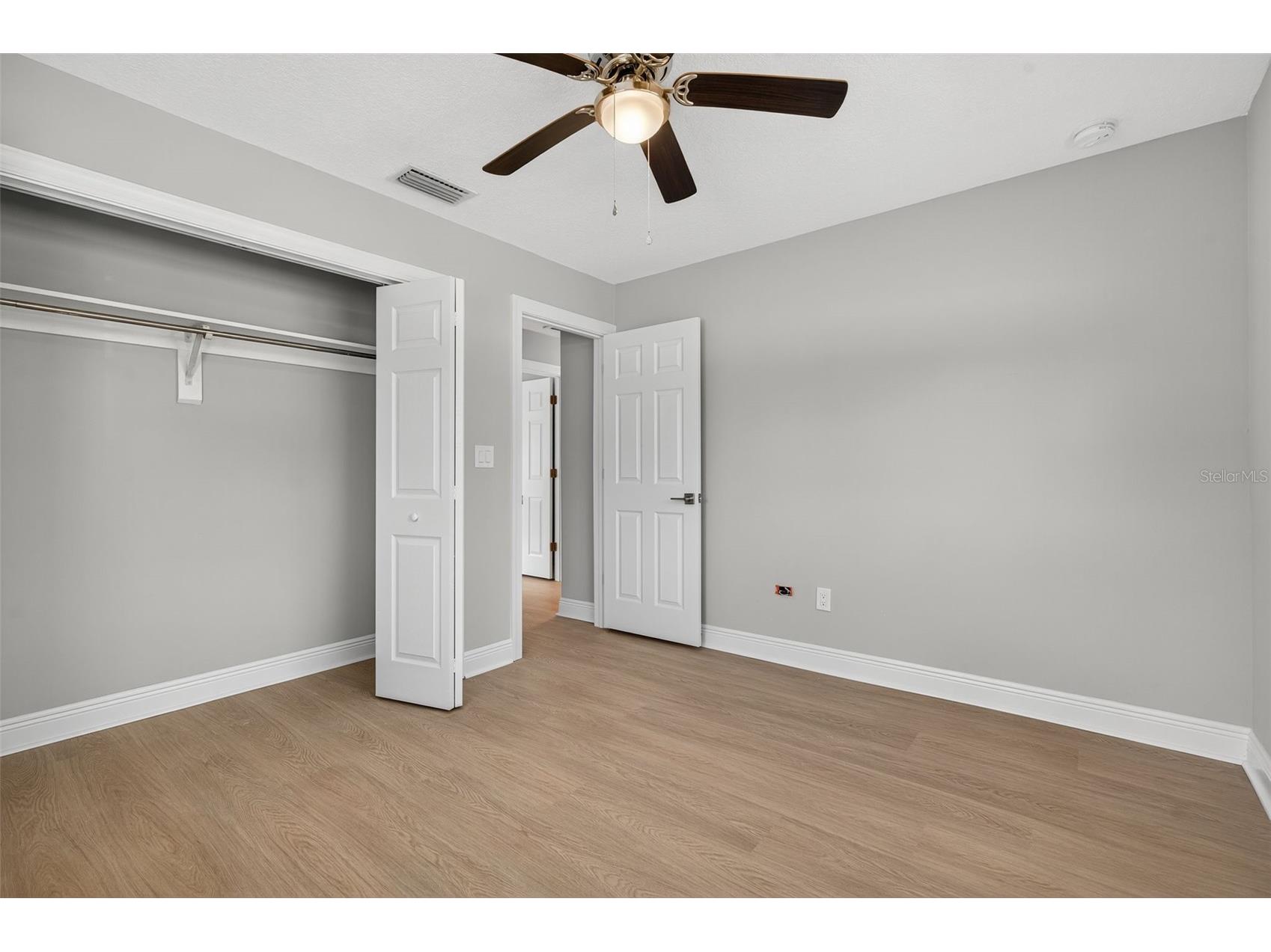 8110 Macoma Drive NE Saint Petersburg FL 33702 TB8468682 image10