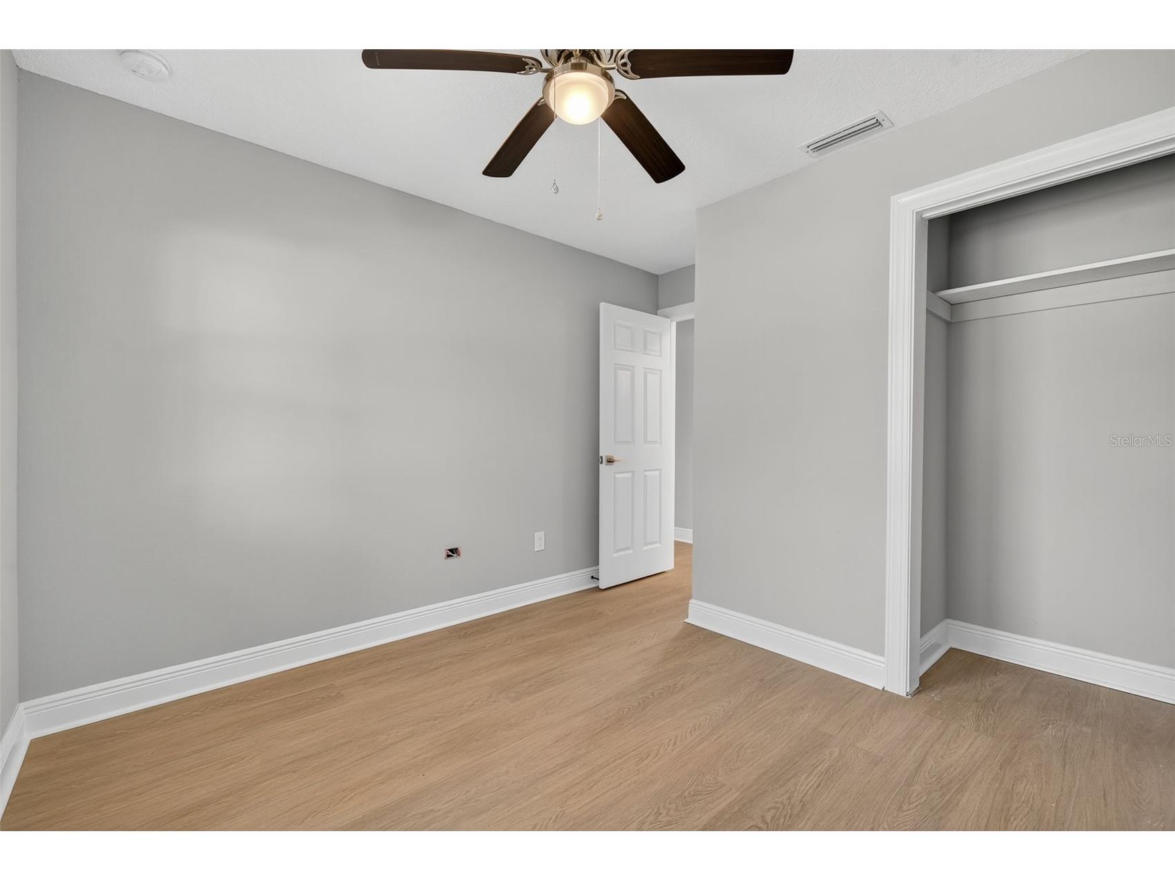 8110 Macoma Drive NE Saint Petersburg FL 33702 TB8468682 image11