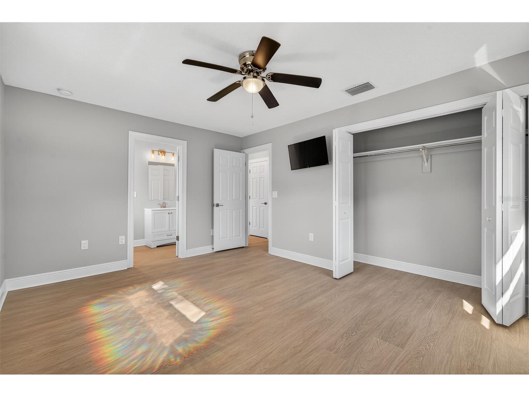 8110 Macoma Drive NE Saint Petersburg FL 33702 TB8468682 image18