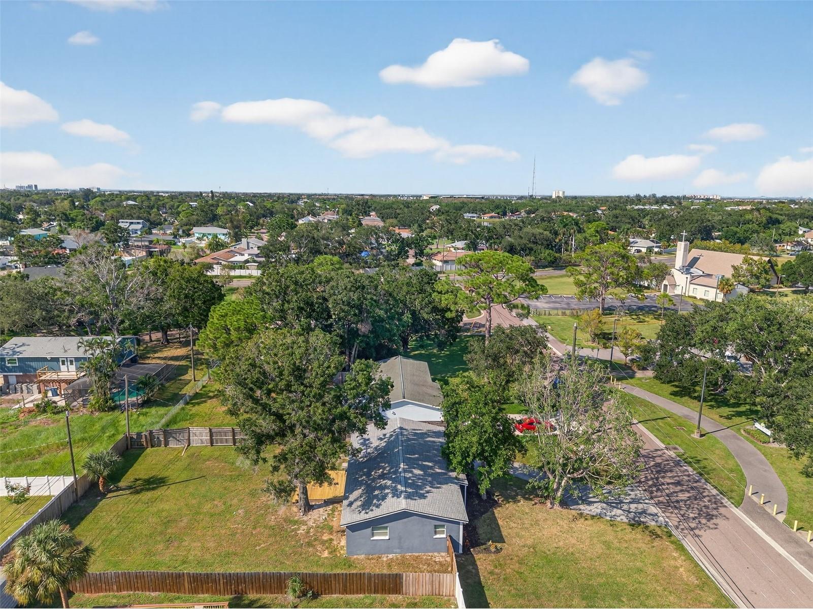 8110 Macoma Drive NE Saint Petersburg FL 33702 TB8468682 image55