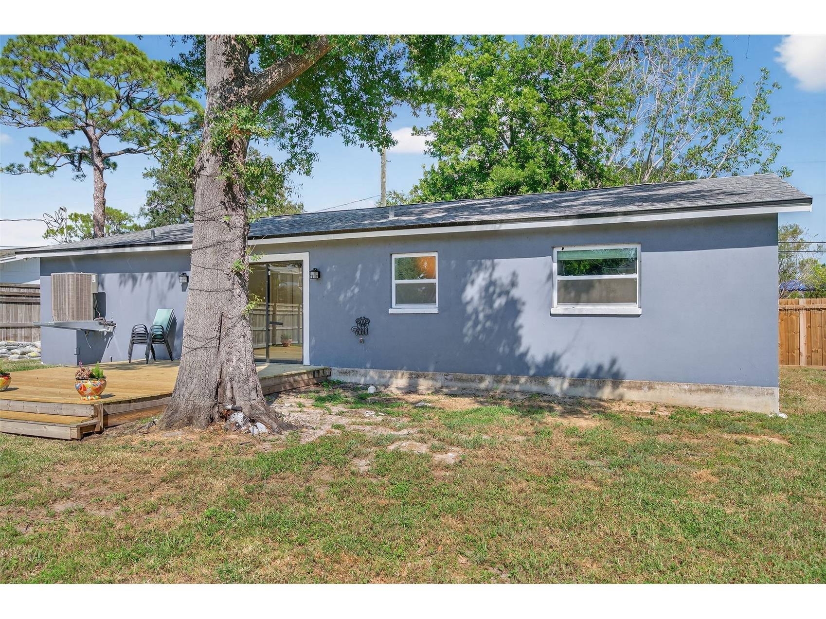 8110 Macoma Drive NE Saint Petersburg FL 33702 TB8468682 image65