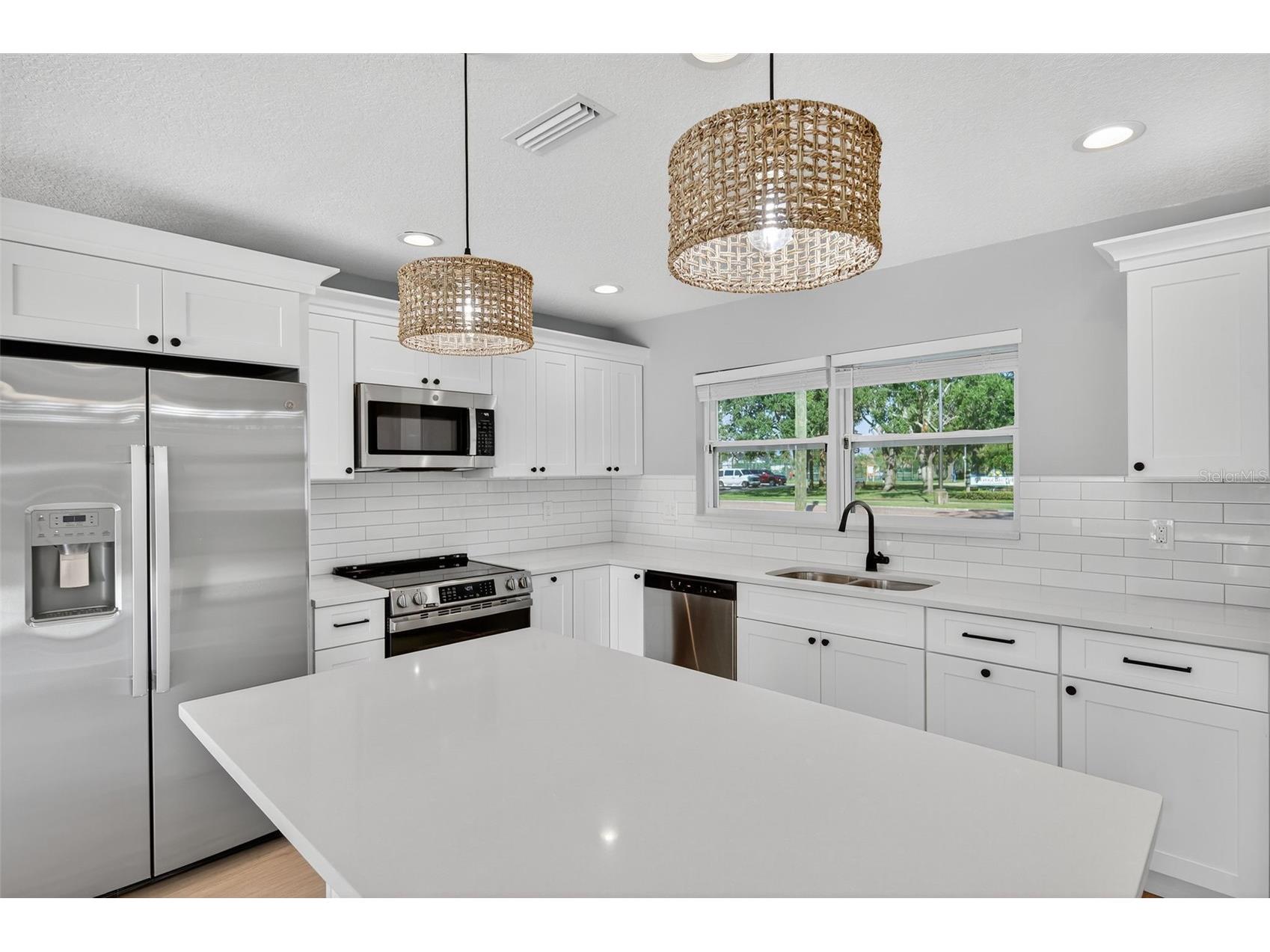 8110 Macoma Drive NE Saint Petersburg FL 33702 TB8468682 image9