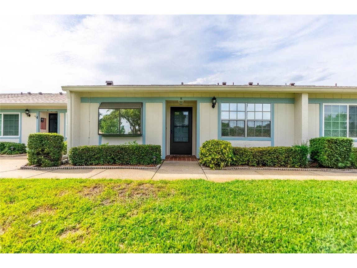 8111 Braddock Circle #5 Port Richey FL 34668 W7854238 image1