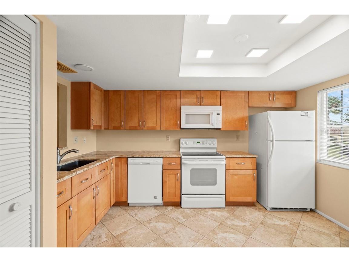 8111 Braddock Circle #6 Port Richey FL 34668 O6349549 image12