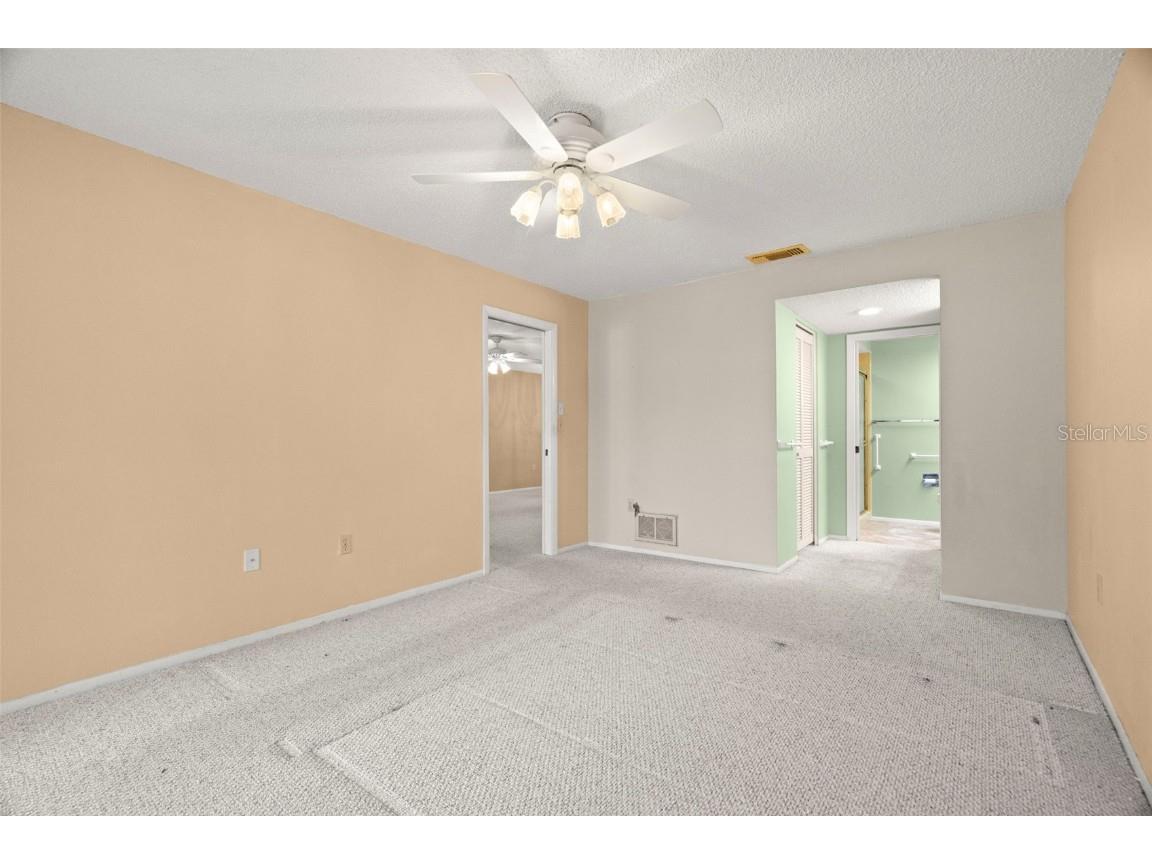 8111 Braddock Circle #6 Port Richey FL 34668 O6349549 image23