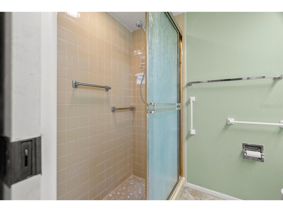 8111 Braddock Circle #6 Port Richey FL 34668 O6349549 image27