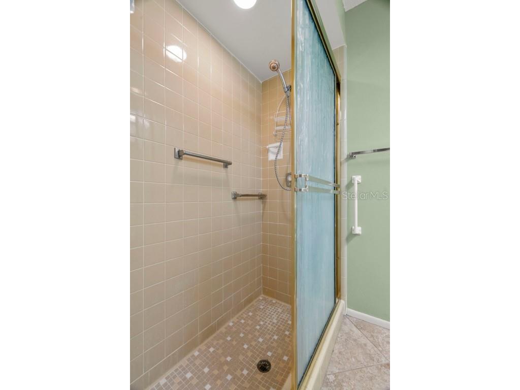 8111 Braddock Circle #6 Port Richey FL 34668 O6349549 image28