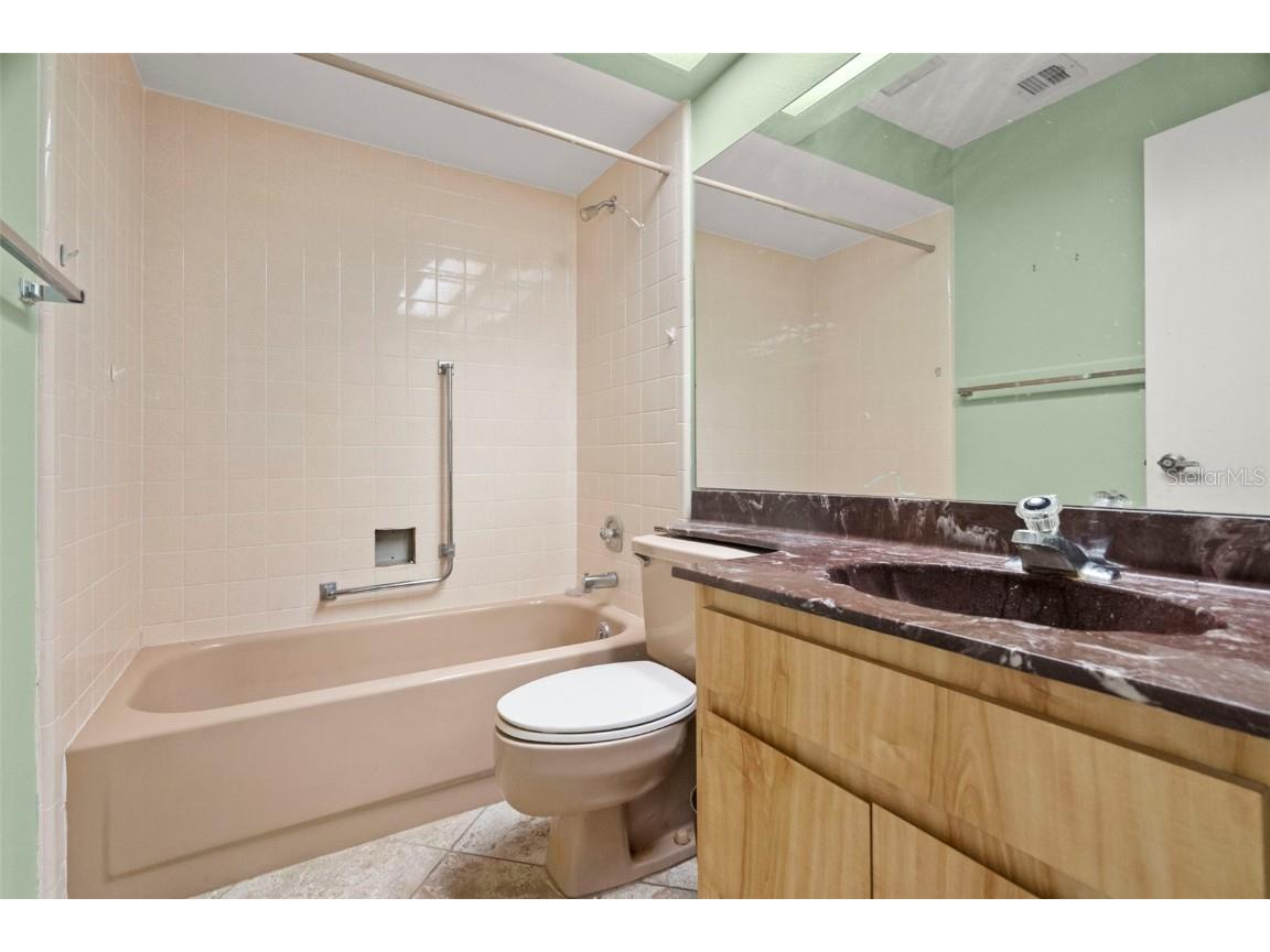 8111 Braddock Circle #6 Port Richey FL 34668 O6349549 image31