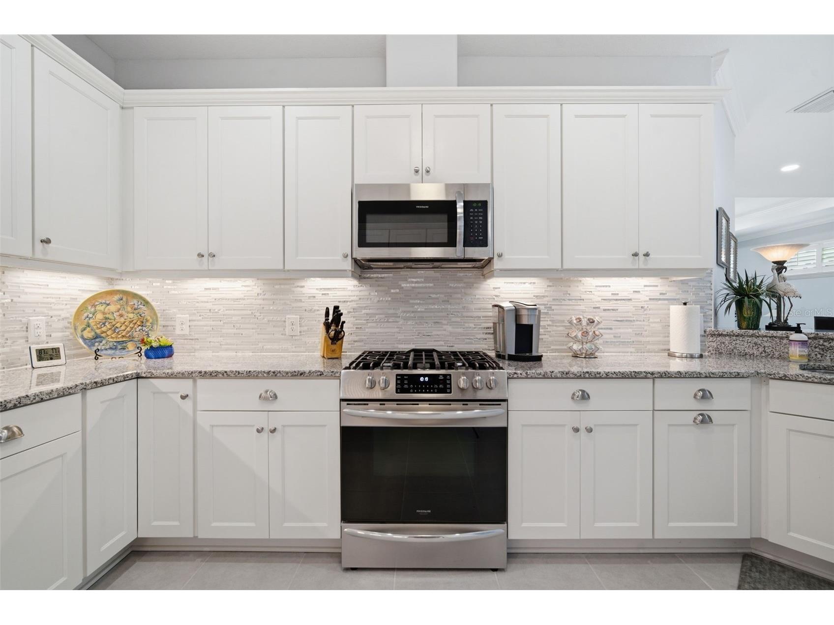 8111 Pine Crest Street Seminole FL 33777 TB8507623 image11