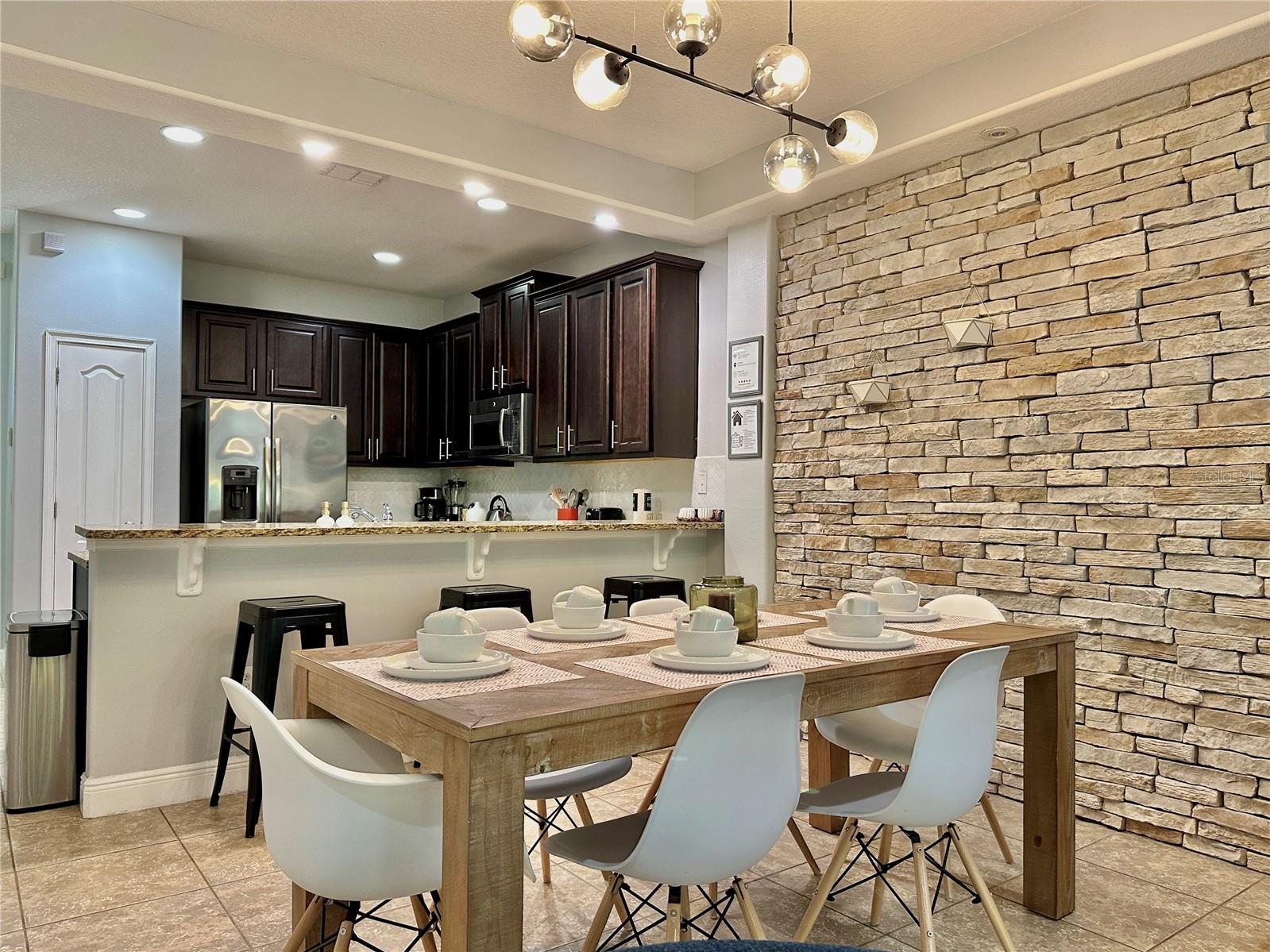8111 Roseville Boulevard Davenport FL 33896 O6394611 image5