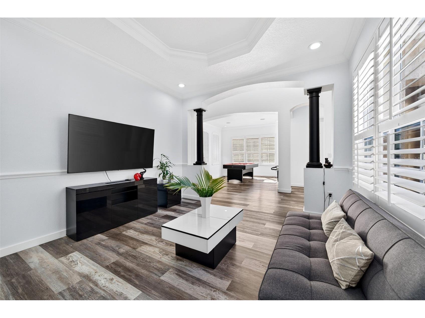 8111 Santa Rosa Court Sarasota FL 34243 A4679494 image12