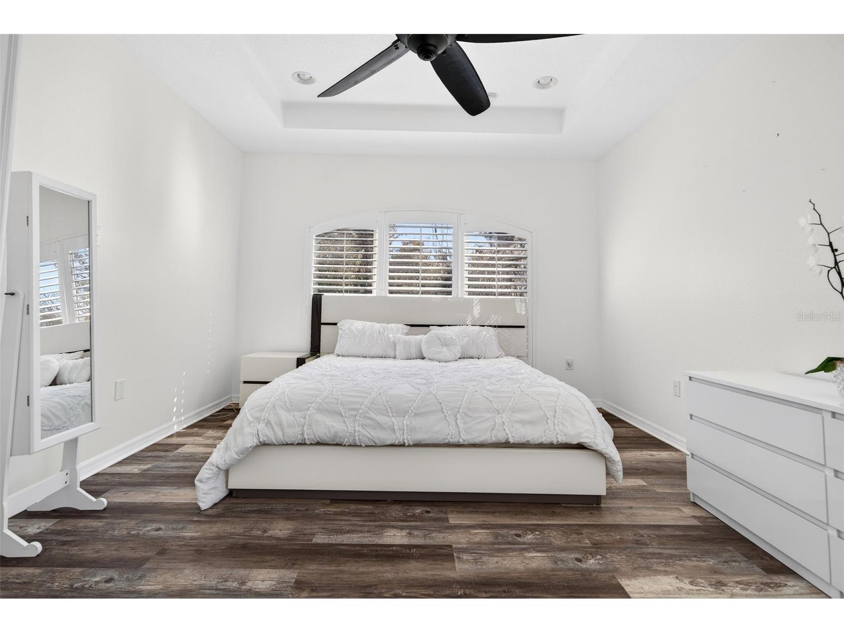 8111 Santa Rosa Court Sarasota FL 34243 A4679494 image37