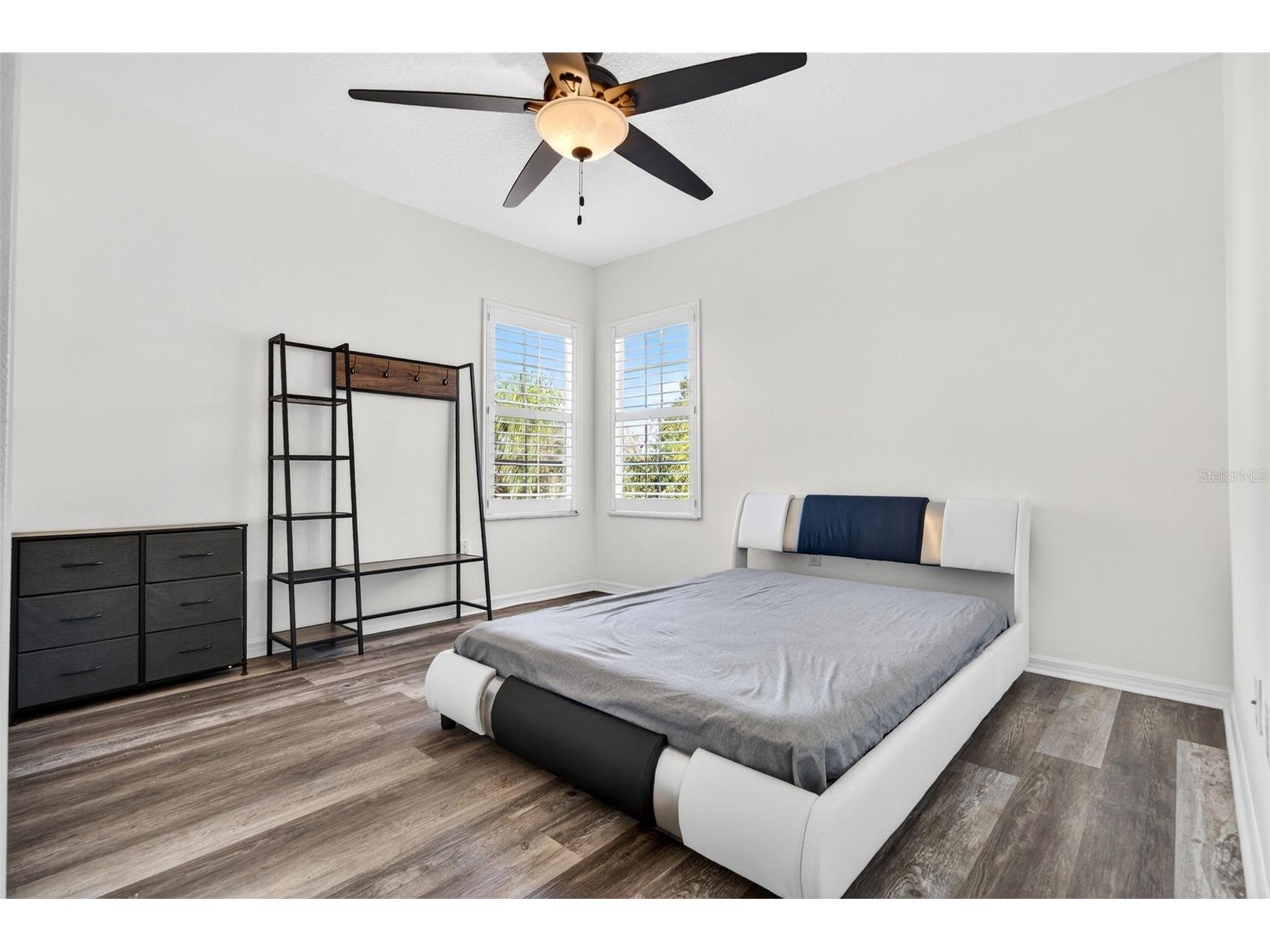 8111 Santa Rosa Court Sarasota FL 34243 A4679494 image41