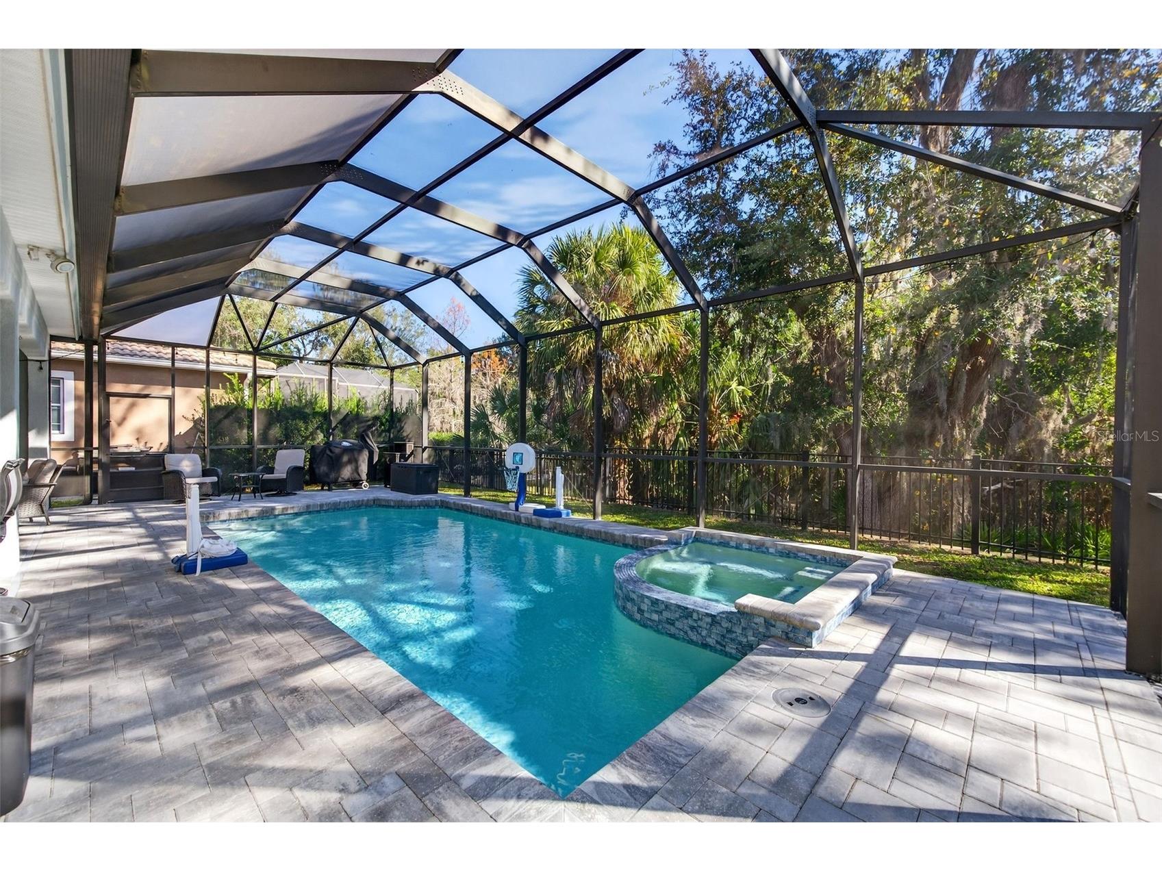 8111 Santa Rosa Court Sarasota FL 34243 A4679494 image6