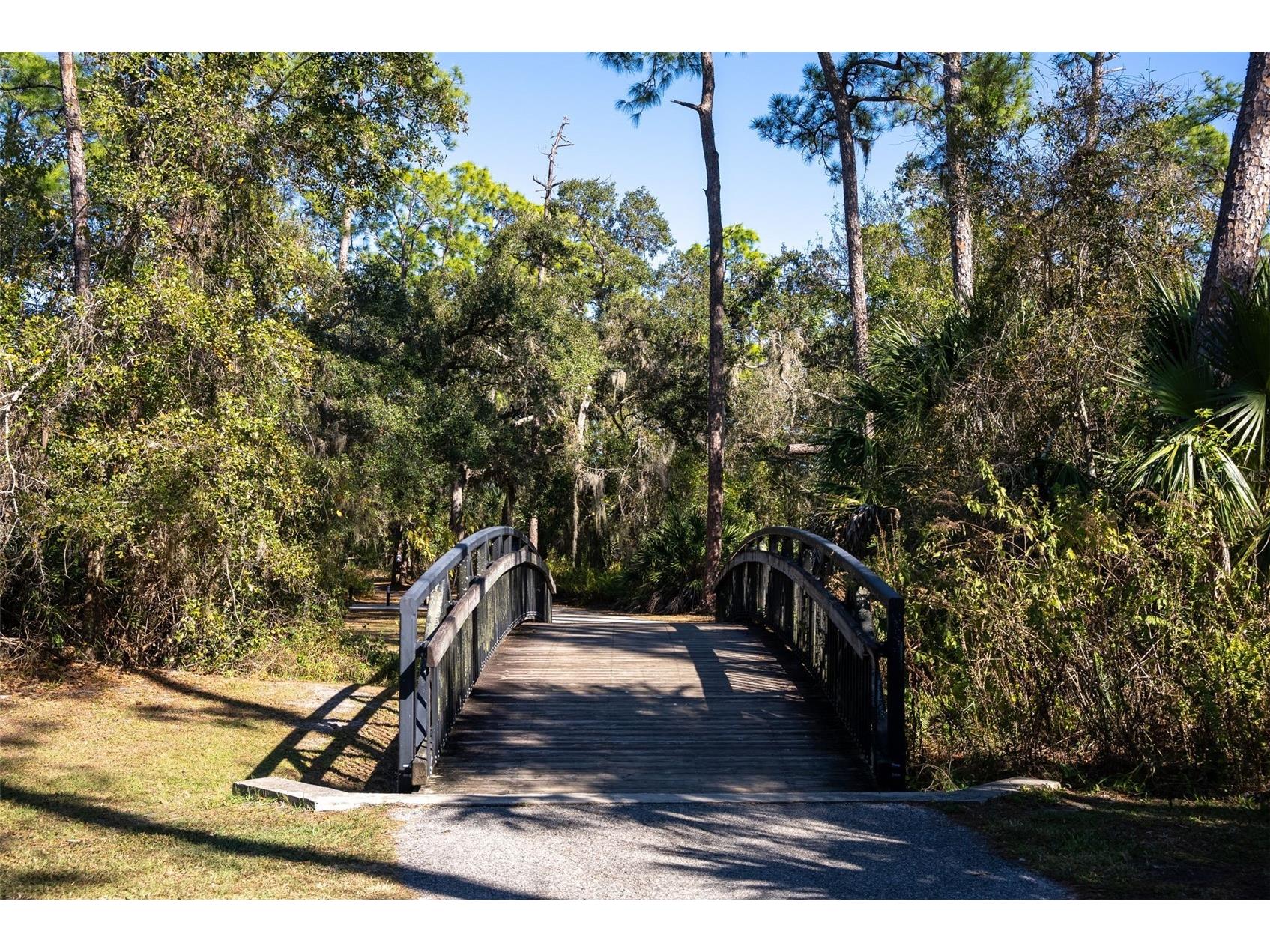 8111 Santa Rosa Court Sarasota FL 34243 A4679494 image90