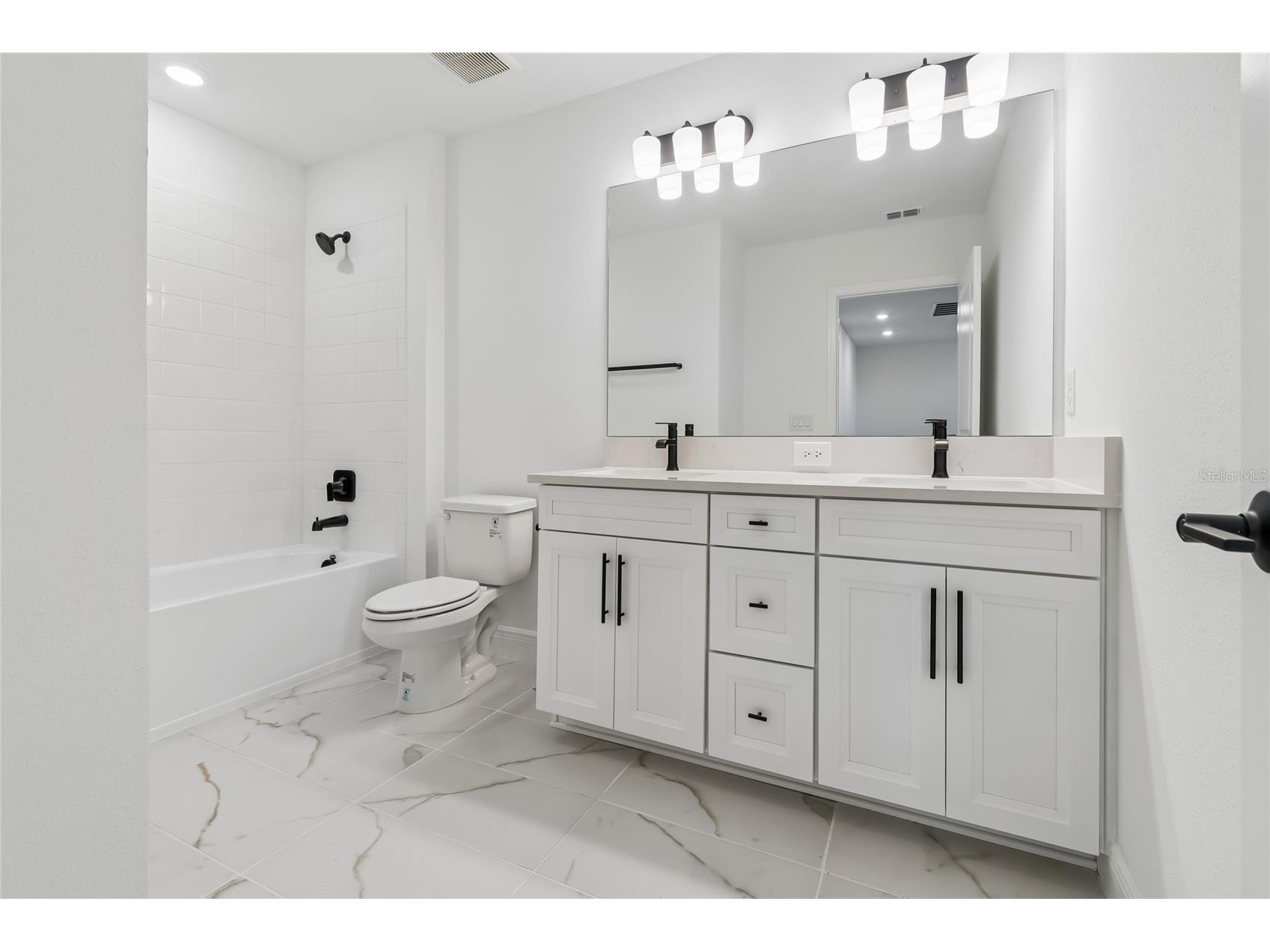 8111 Seaflower Parkway Bradenton FL 34210 R4910384 image11