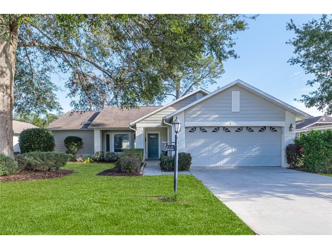 8111 Sugarbush Drive Spring Hill FL 34606 W7871528 image1
