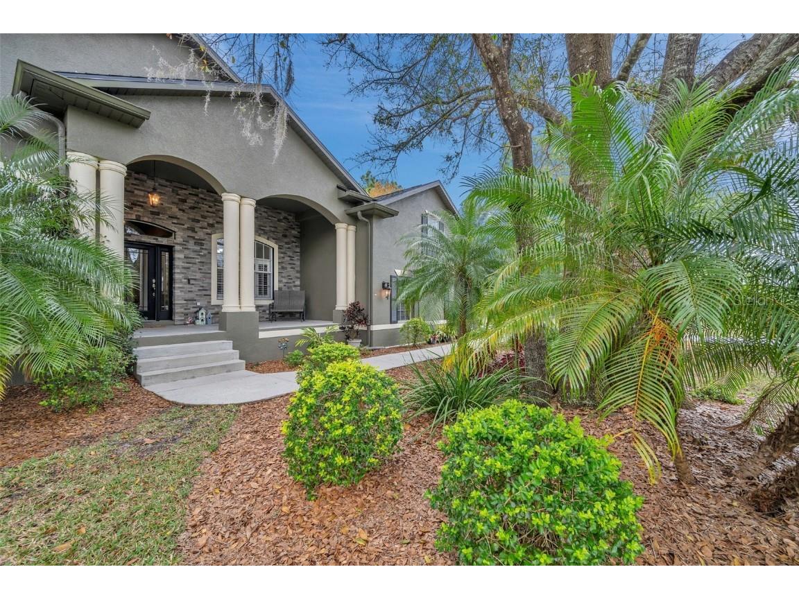 8111 Woodleaf Boulevard Wesley Chapel FL 33544 U8233442 image1