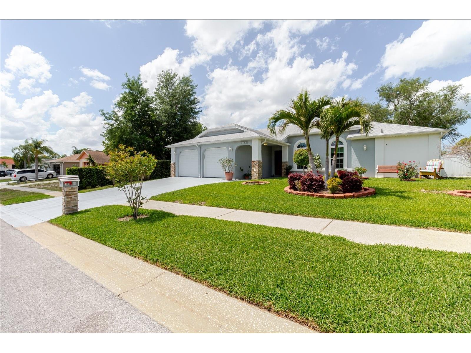 8112 Golden Bear Loop Port Richey FL 34668 TB8493594 image7