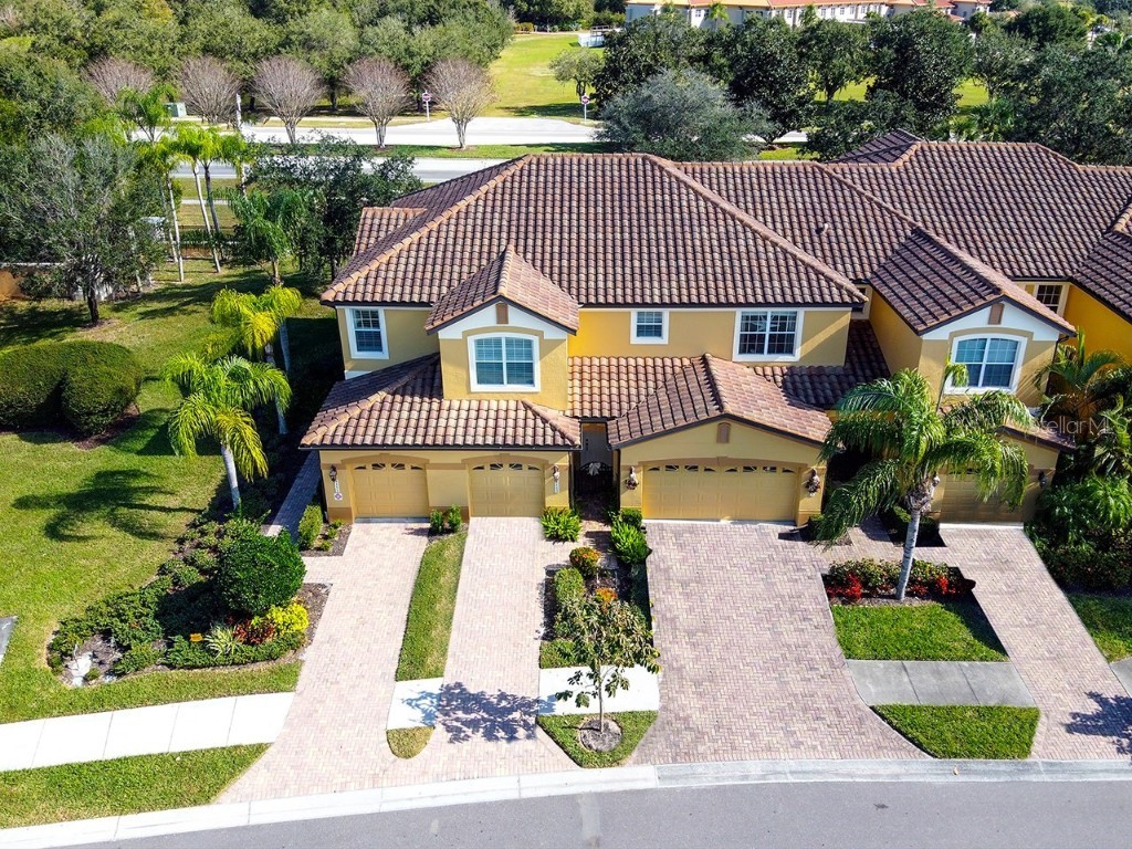 8113 Miramar Way #201 Lakewood Ranch FL 34202 A4532640 image1