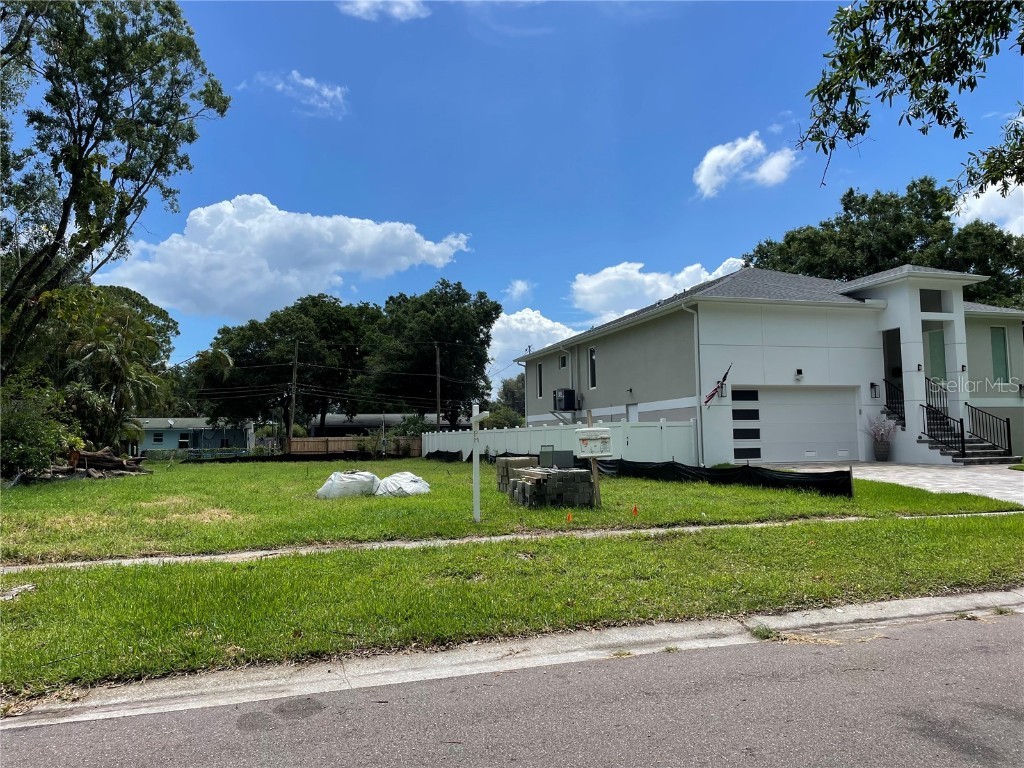 8113 Orient Way NE Saint Petersburg FL 33702 T3462552 image1