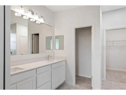 8113 Sternway Road Sarasota FL 34240 A4690848 image12