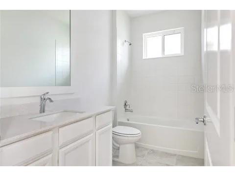 8113 Sternway Road Sarasota FL 34240 A4690848 image18