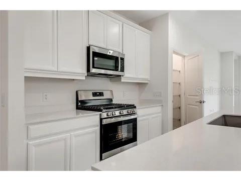 8113 Sternway Road Sarasota FL 34240 A4690848 image8