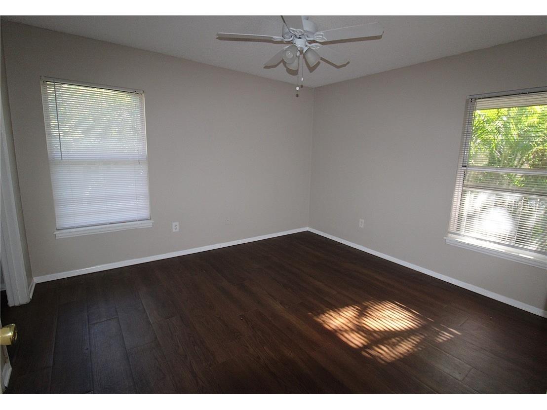 8114 45th Court E #7 Sarasota FL 34243 A4668903 image5