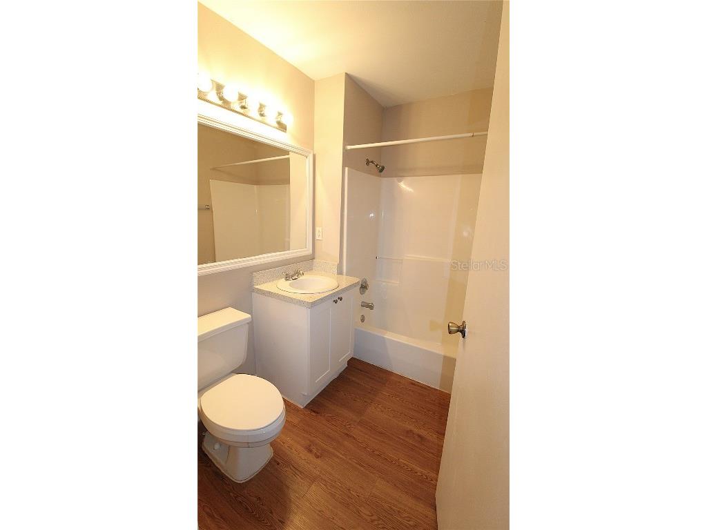 8114 45th Court E #7 Sarasota FL 34243 A4668903 image7